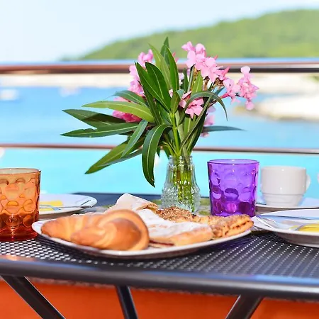 Appartamento Juka Hvar Town